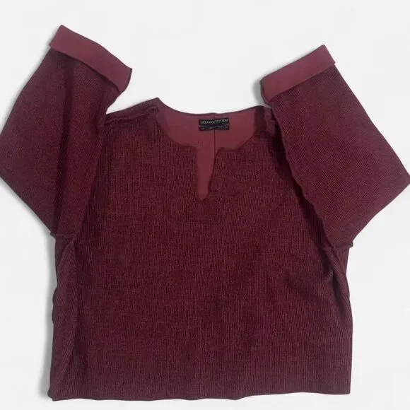 Urban Outfitters Burgundy sweater - Picture 5 of 6